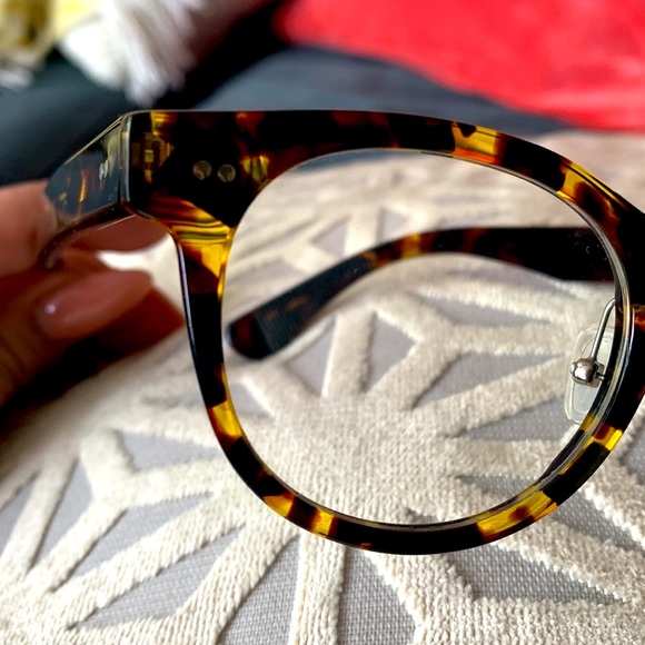 Bob Sdrunk - Tony Translucent Tortoise Eyeglass - Picture 7 of 9